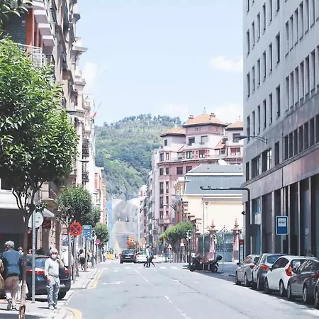 Appartamento Homeloving Centre With Parking *